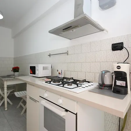 Alsettimo By Ghor רומא